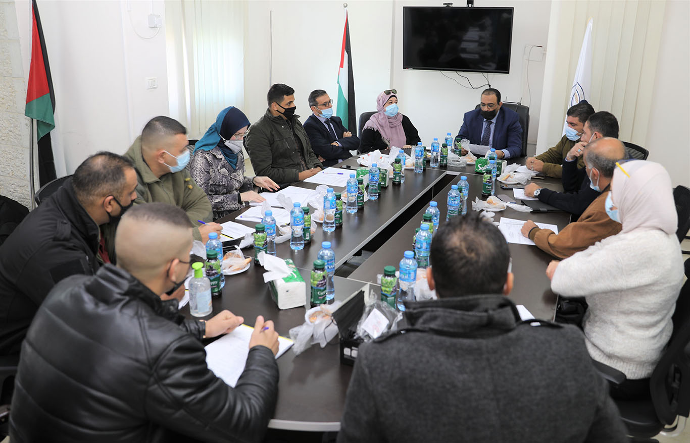 مكافحة الفساد تفتتح سلسلة من ورشات العمل التدريبية لموظفي وحدات الشكاوى في المؤسسة الأمنية حول منظومة الشكاوى والنزاهة ومكافحة الفساد