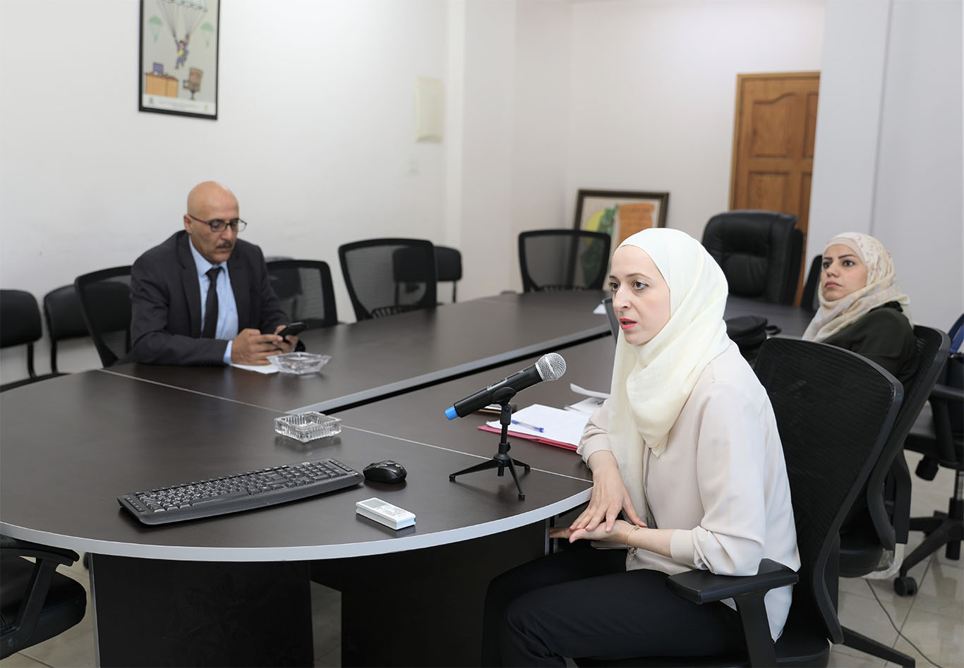 مكافحة الفساد تعقد لقاء تدريبي افتراضي لطلبة جامعة القدس المفتوحة