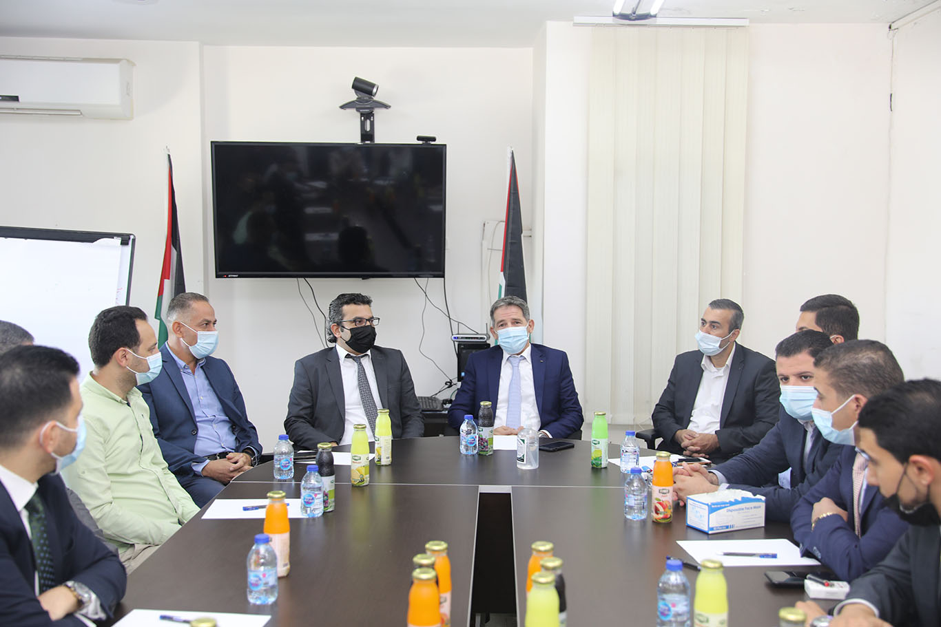 خلال تخريج المشاركين بدورة "الصياغة التشريعية وصناعة التشريعات" أ. رضوان: مكافحة الفساد مهمة تشاركية ترتبط بالضمير الوطني
