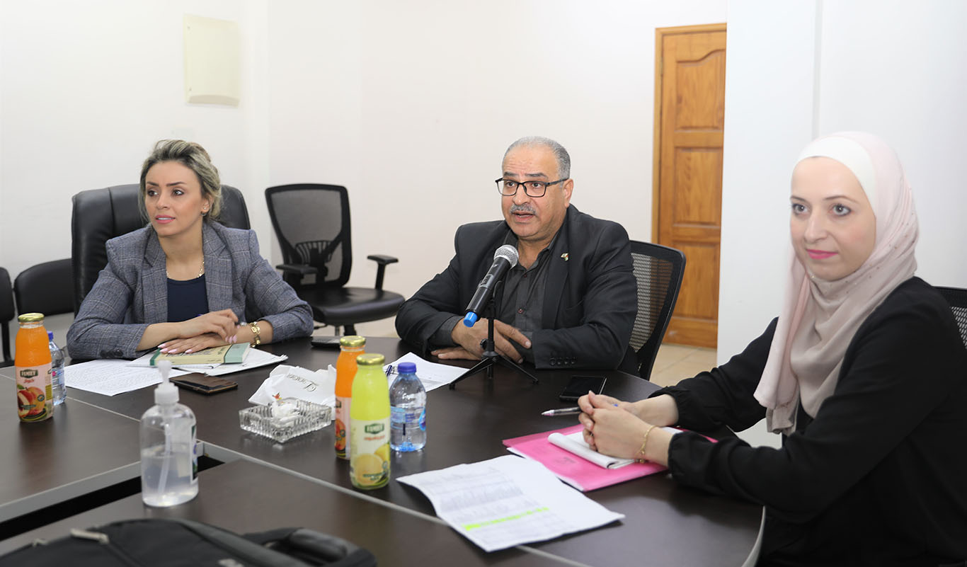 مكافحة الفساد تنظم لقاءً افتراضياً للتعريف بمسابقة "يد بيد نحو وطن بلا فساد"