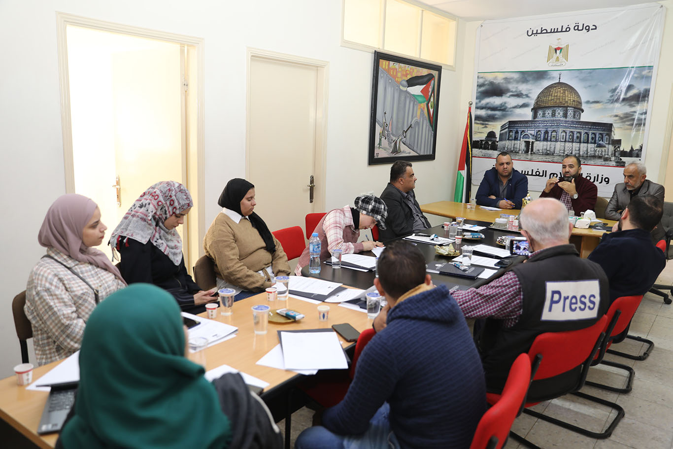 مكافحة الفساد ووزارة الإعلام تختتمان سلسلة ورش عمل حول التغطية الإعلامية النزيهة للانتخابات
