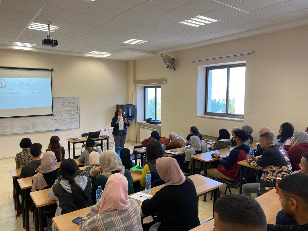 مكافحة الفساد تنظم لقاءً طلابياً في جامعة بيرزيت