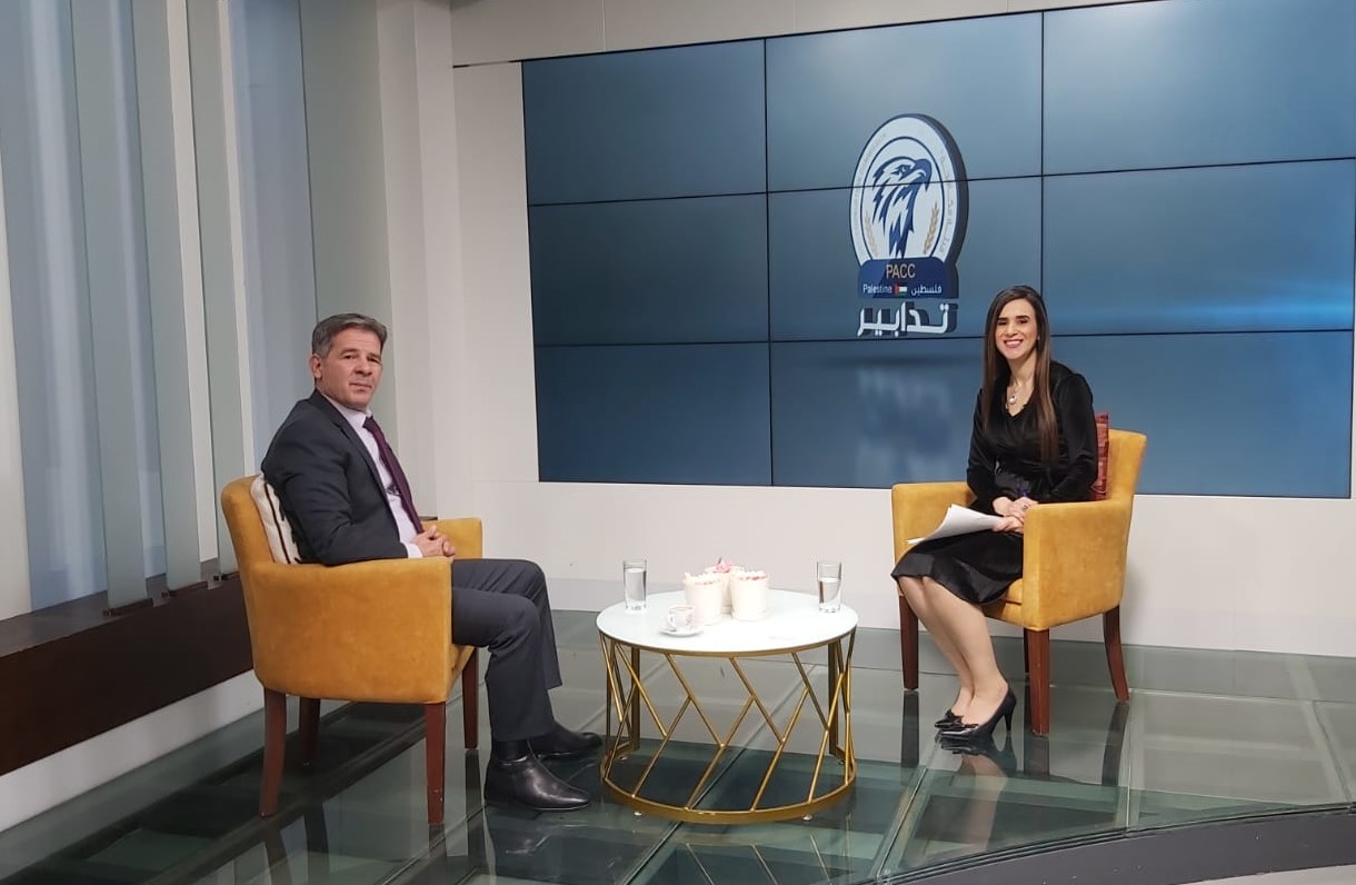 خلال الحلقة الأولى من برنامج "تدابير" رائد رضوان: مكافحة الفساد مهمة وطنية تشاركية، والهيئة ركزت على التدابير الوقائية للحد من انتشار الفساد وتساهم بتعزيز قيم النزاهة والمساءلة