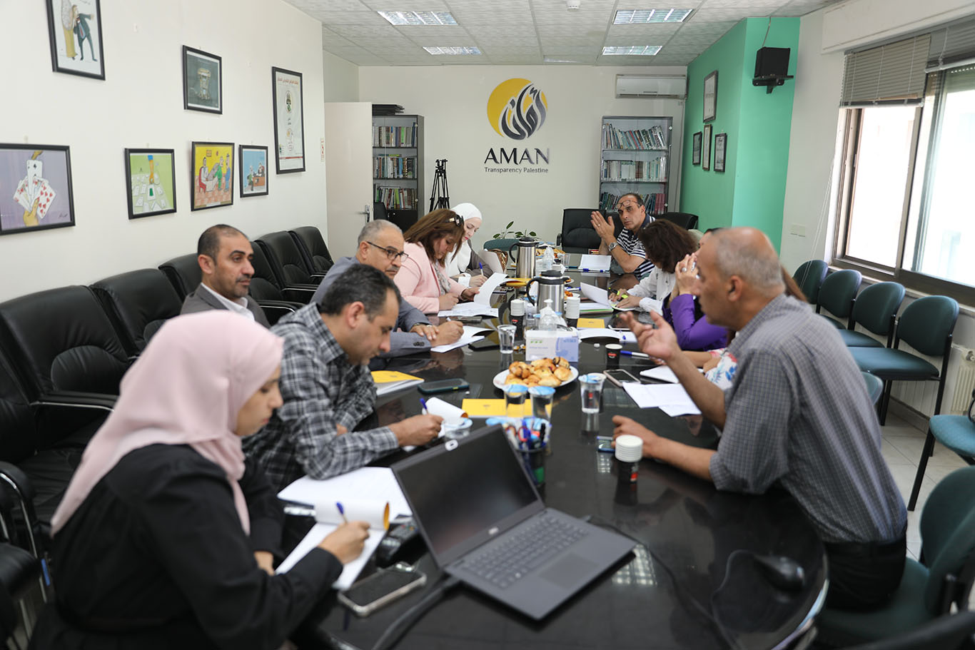 مكافحة الفساد تعقد جلسة حوارية لمناقشة كفالة وصول الجمهور إلى المعلومات