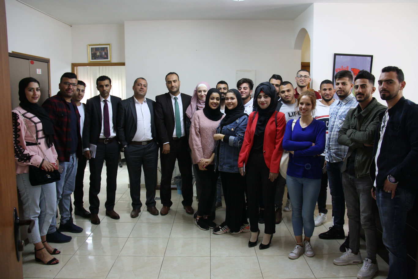 مكافحة الفساد تستقبل طلبة الجامعة العربية الأمريكية