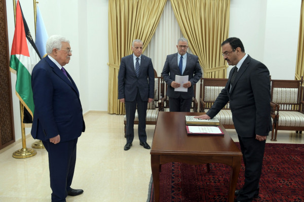 أحمد براك يؤدي اليمين القانونية أمام الرئيس رئيسا لهيئة مكافحة الفساد