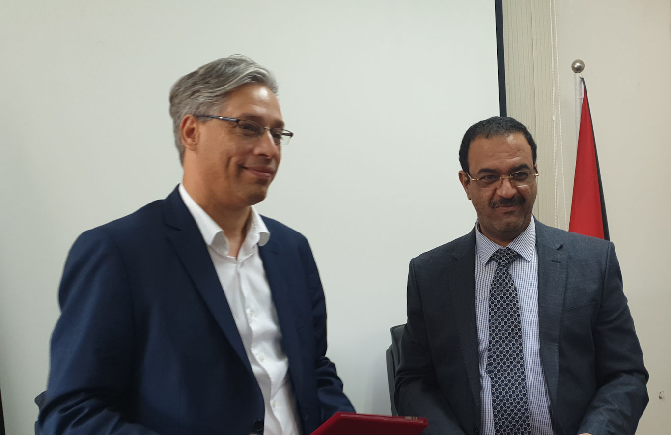 مكافحة الفساد وائتلاف أمان يوقعان مذكرة تفاهم لتعزيز التعاون المشترك
