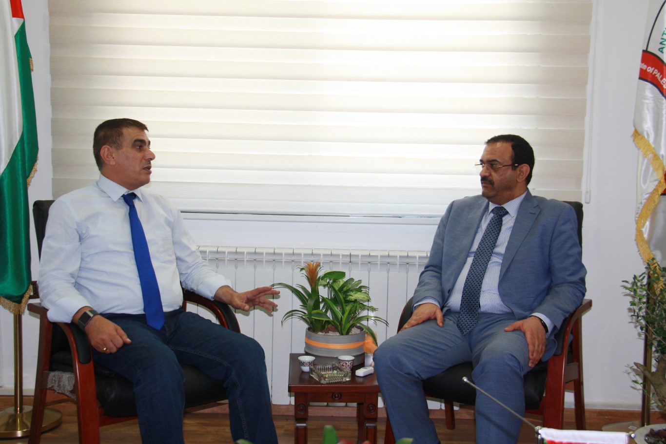 براك يستقبل اللحام ويبحث معه التعاون المشترك