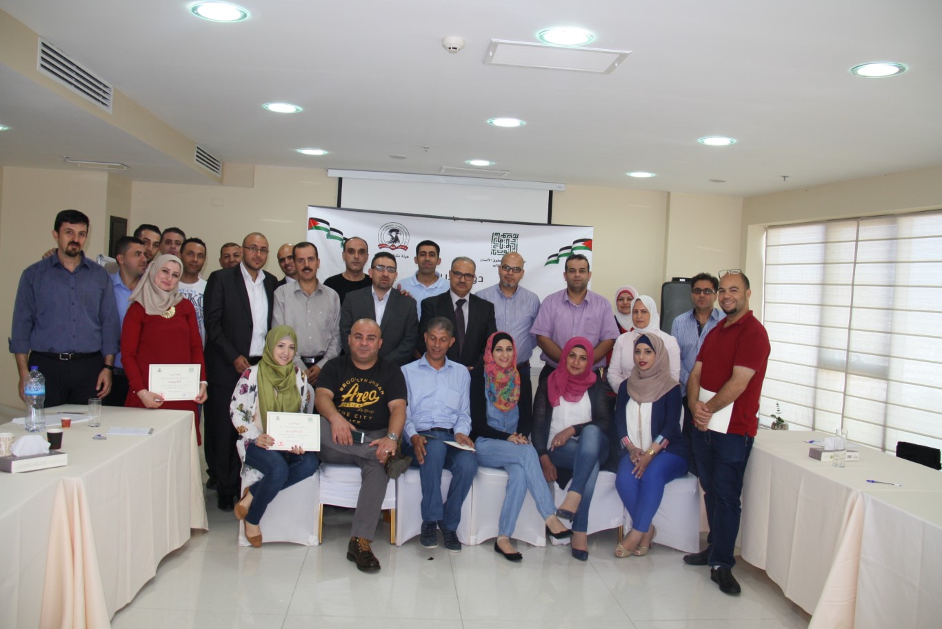 اختتام دورة تدريبة حول (النزاهة والشفافية ومكافحة الفساد وحقوق الإنسان)